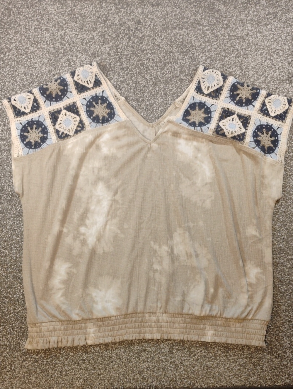 Cato Beige Tie-Dye Top with Navy Crochet Yoke Women's Size Large